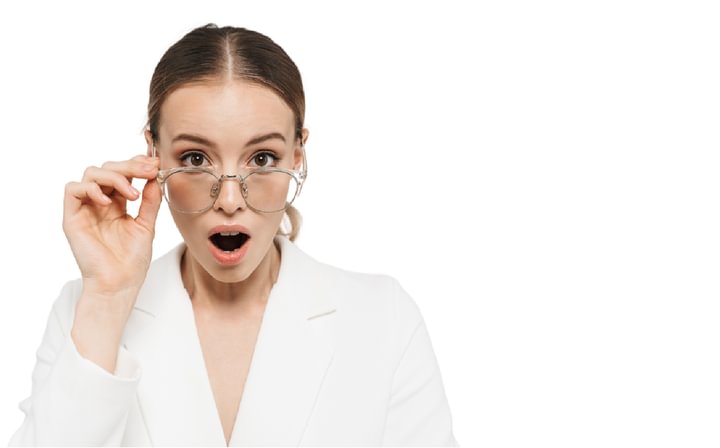 ქალის ოპტიკური ჩარჩო